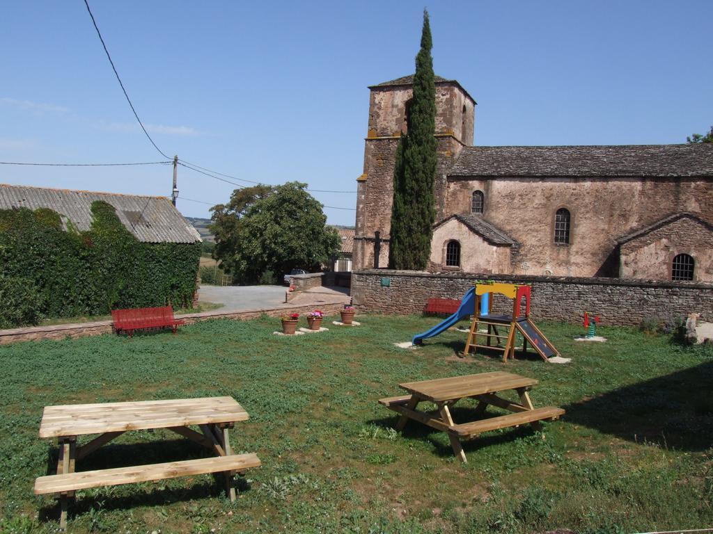 Gite L'Oustal Occitan A Saint-Juery Villa Habitación foto